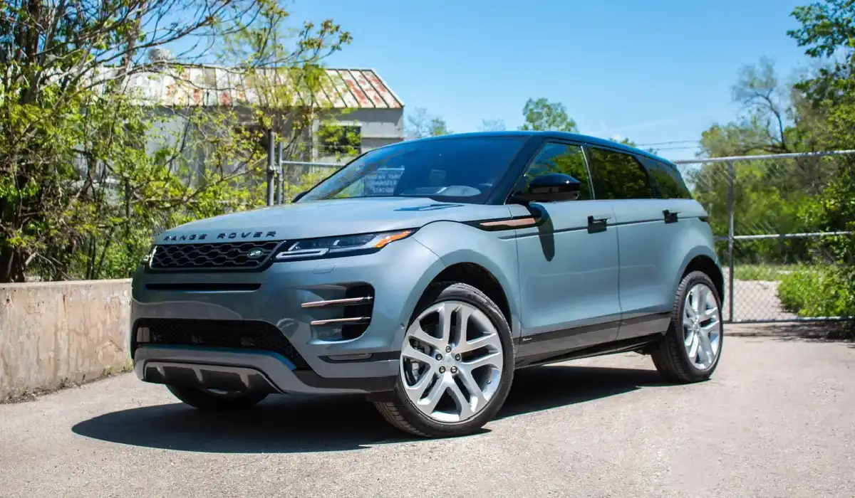 Land Rover - Range Rover Evoque R-Dynamic SE D200 - Luxury SUV Car Rentals - Preowned SUV Car - Exclusive Concierge Club.webp